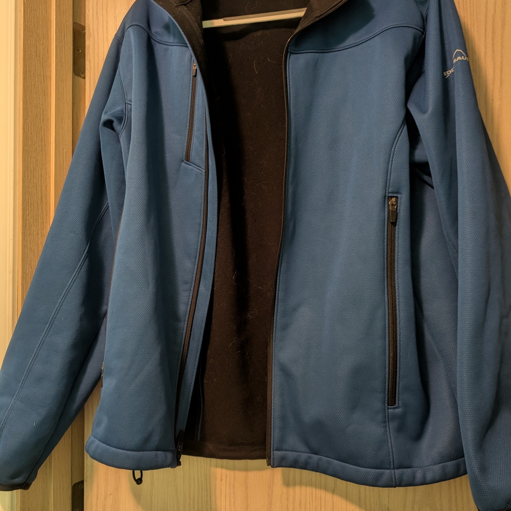 Eddie Bauer Men's Performance Jacket in Blue and Black